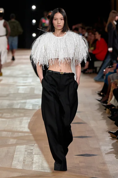 Look 47